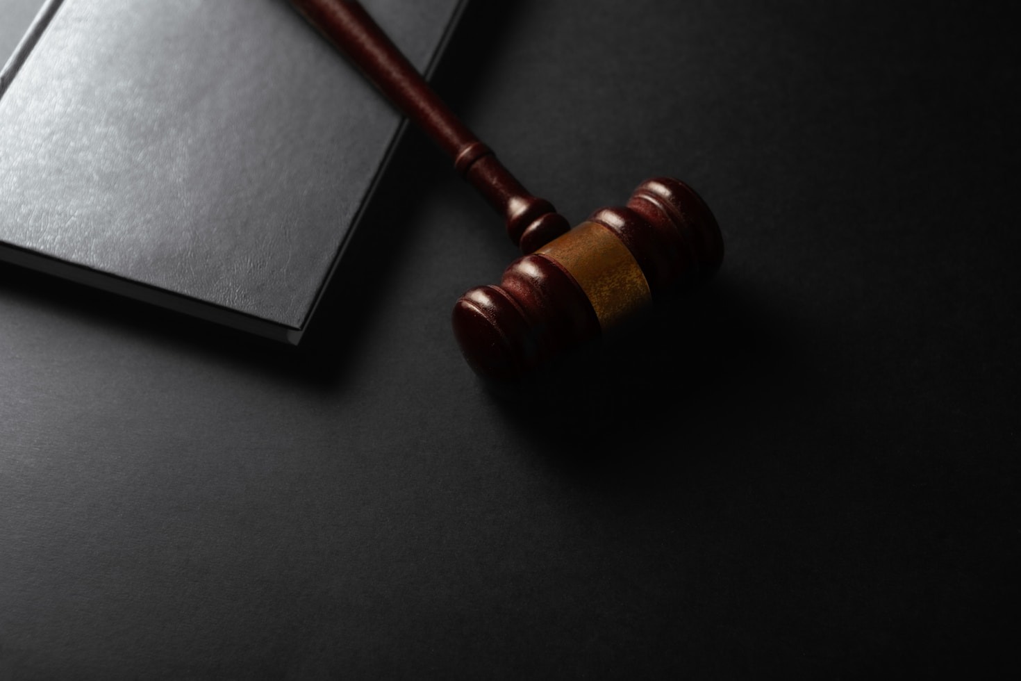 Porady prawne dla przedsiębiorców: co warto wiedzieć?